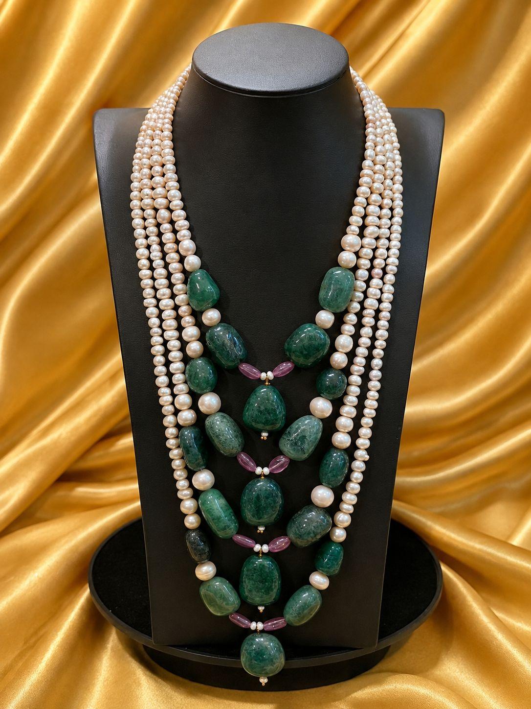 AQ-AR-010 — Antique-tone pearl and gemstone setting
