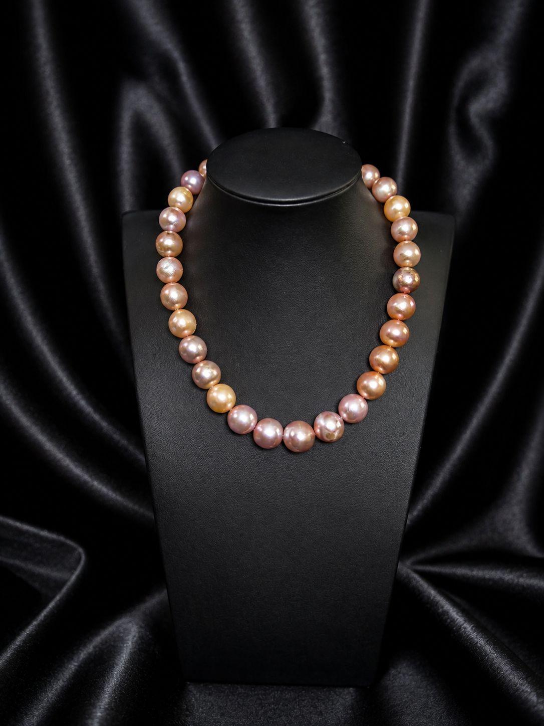 AQ-CFP-003 — AAA grade multicolour round pearls